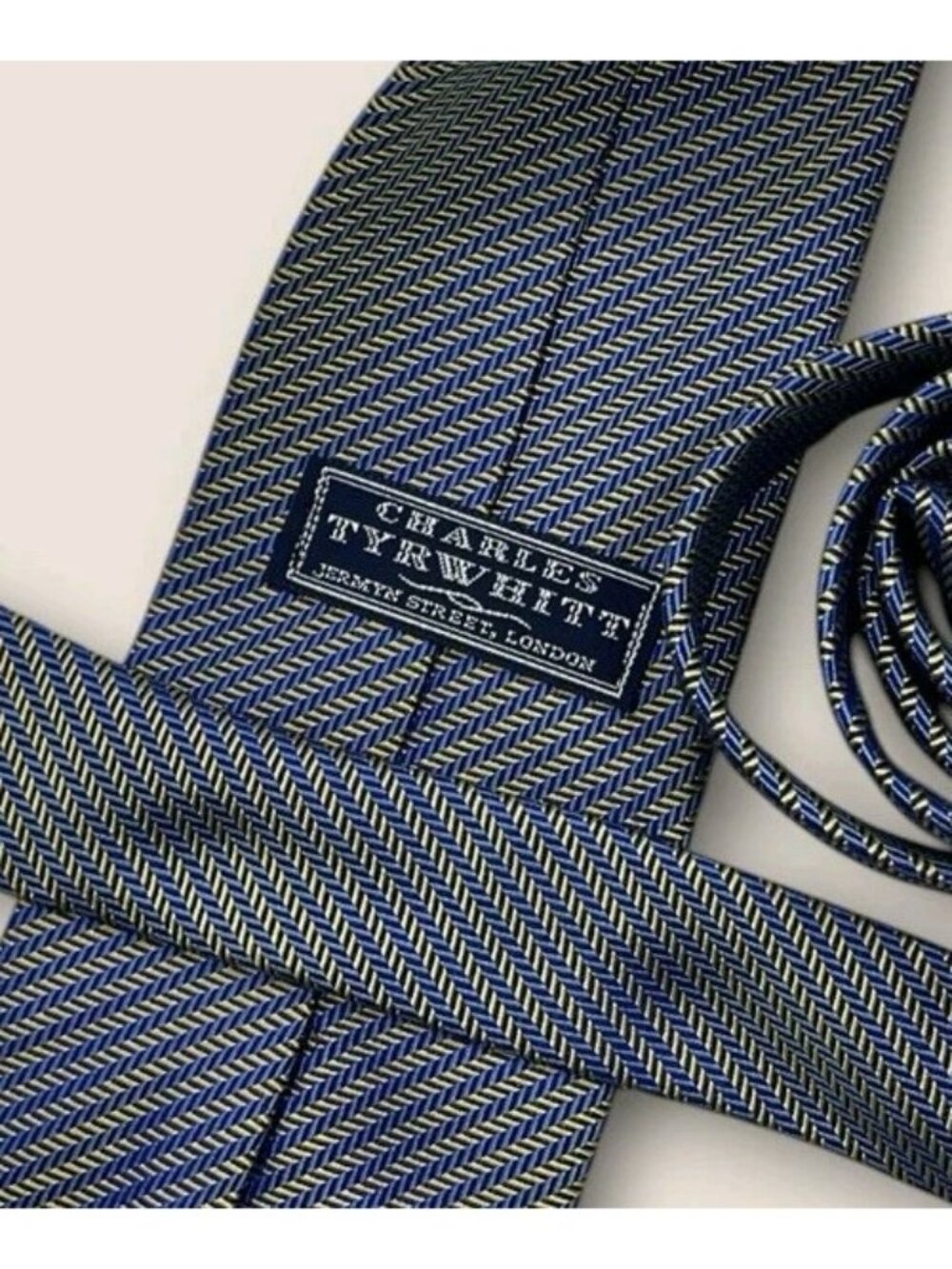 CHARLES TYRWHITT Silk Tie ENGLAND Changing Blue Gold Herringbone W:3.7" EUC - Picture 2 of 6